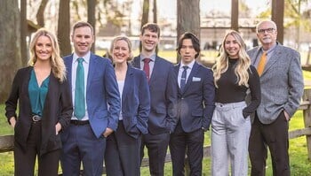 https://5282963.fs1.hubspotusercontent-na1.net/hubfs/5282963/Optomeyes%20-%20West%20Vancouver%20-%20office-1.jpg